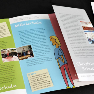 03-montessori-flyer Montessori-Schulzentrum Leipzig - Neuigkeiten - Unser Schul-Flyer